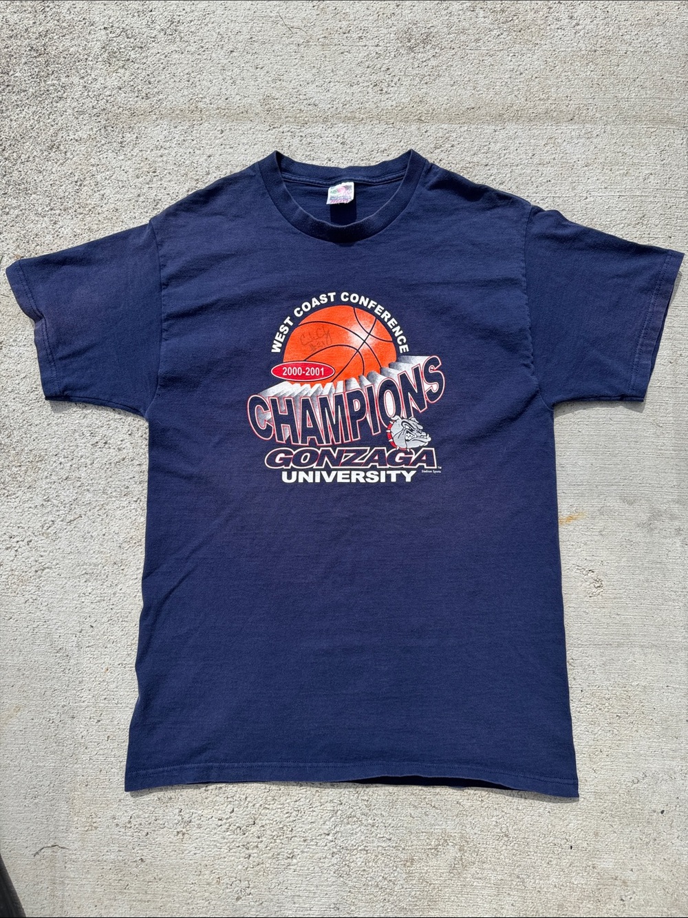 Vintage 2000-2001 Gonzaga University "Champions" Navy Basketball Tee